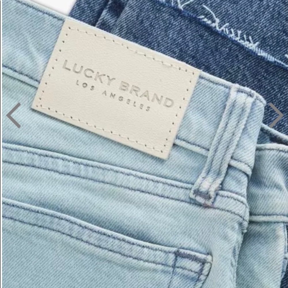 Mid Rise Authentic Straight Crop
